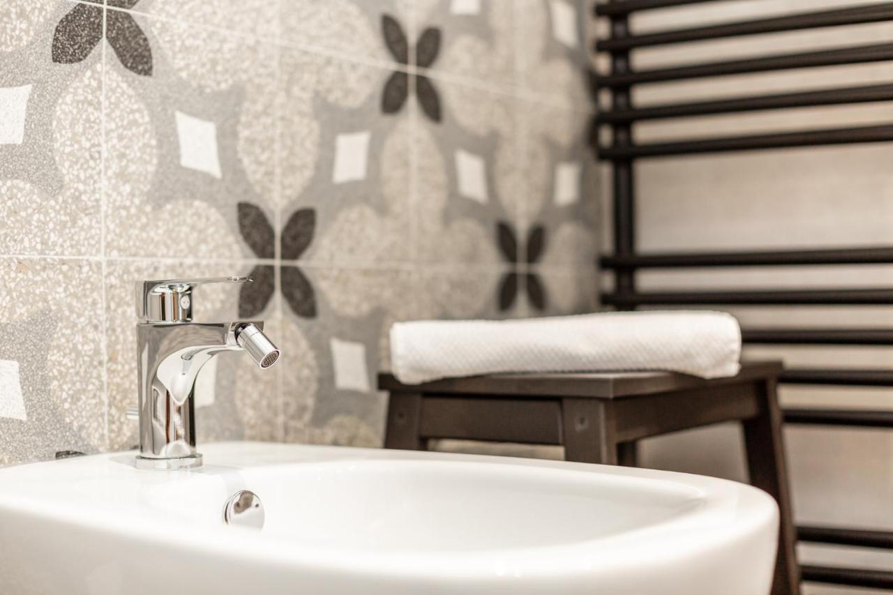 Ca' Marchesi Apartments Sernio Екстер'єр фото