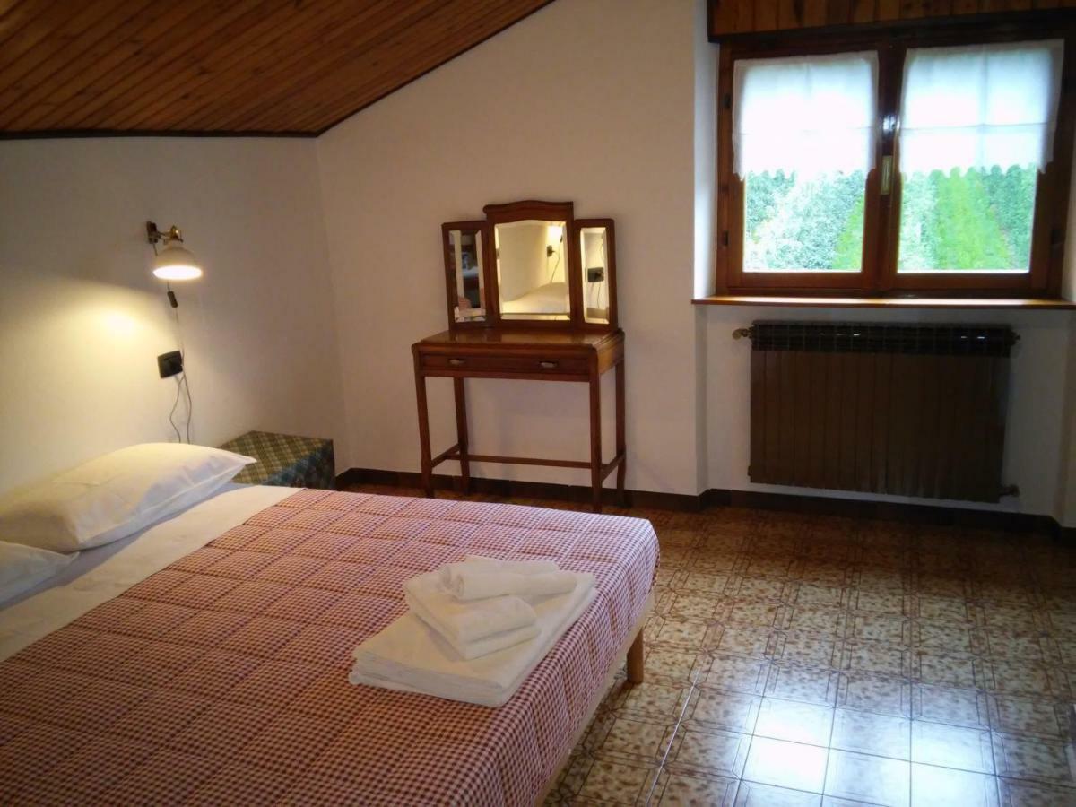 Ca' Marchesi Apartments Sernio Екстер'єр фото